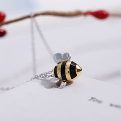 Creative Lovely Bee Pendant Necklace For Women