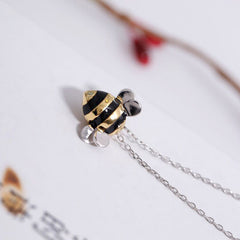 Creative Lovely Bee Pendant Necklace For Women